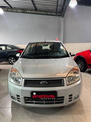 FORD FIESTA 1.6 MPI CLASS HATCH 8V FLEX 4P MANUAL FORD FIESTA 1.6 MPI CLASS HATCH 8V FLEX 4P MANUAL